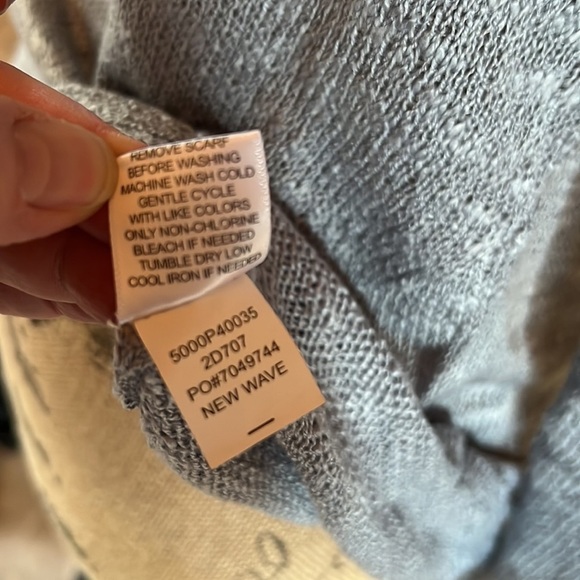 NWT Live and Let Live Sweater w/ Scarf Size PS - Picture 5 of 7